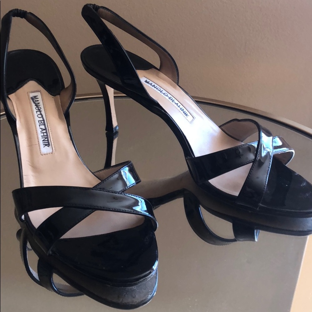 Manolo Blahnik kitten heels